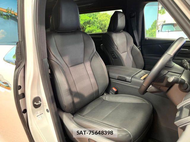 Toyota ALPHARD 2024-11 8072660-9