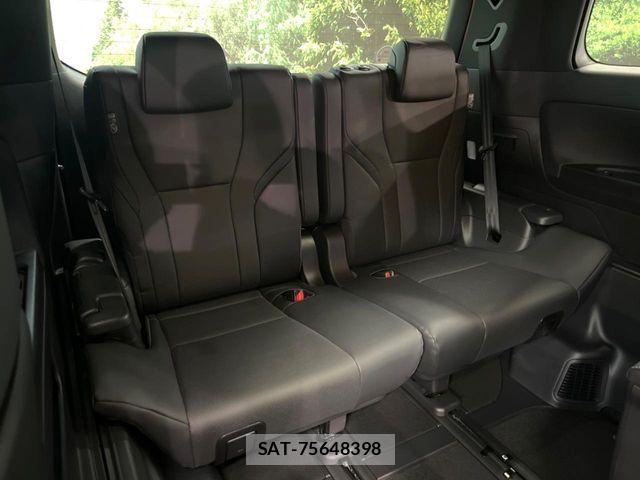 Toyota ALPHARD 2024-11 8072660-11