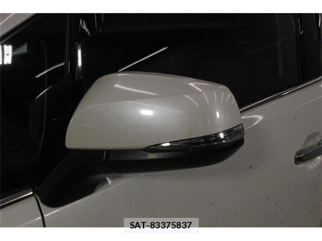 Toyota ALPHARD 2016-06 8072692-16