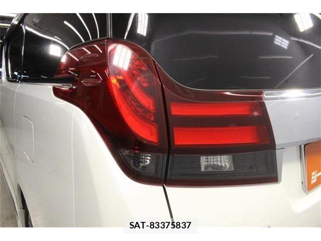 Toyota ALPHARD 2016-06 8072692-17