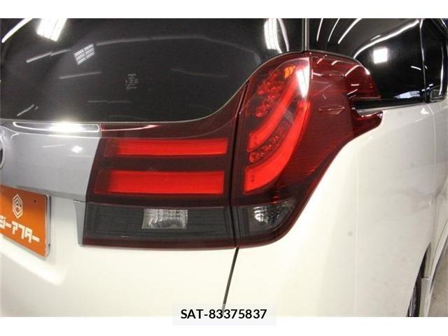 Toyota ALPHARD 2016-06 8072692-18