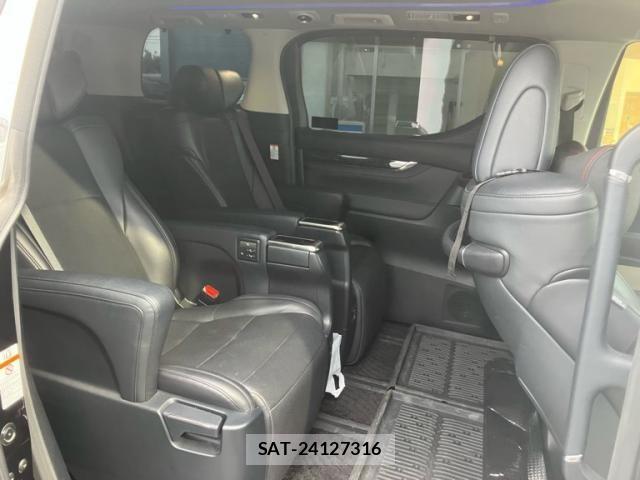 Toyota ALPHARD 2018-11 8072678-18