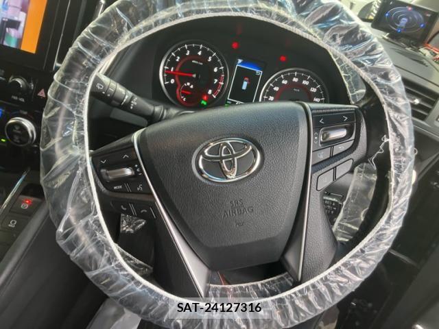 Toyota ALPHARD 2018-11 8072678-6