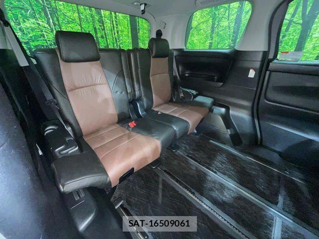 Toyota ALPHARD 2016-09 8072697-10