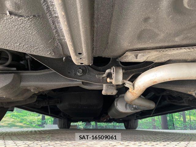 Toyota ALPHARD 2016-09 8072697-19