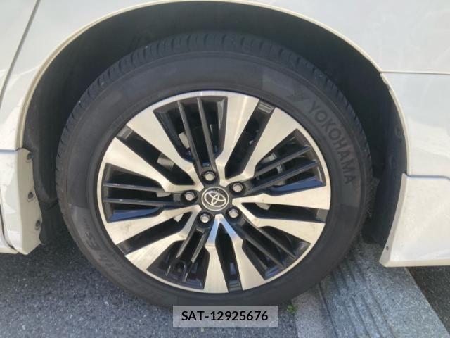 Toyota ALPHARD 2022-11 8072670-8