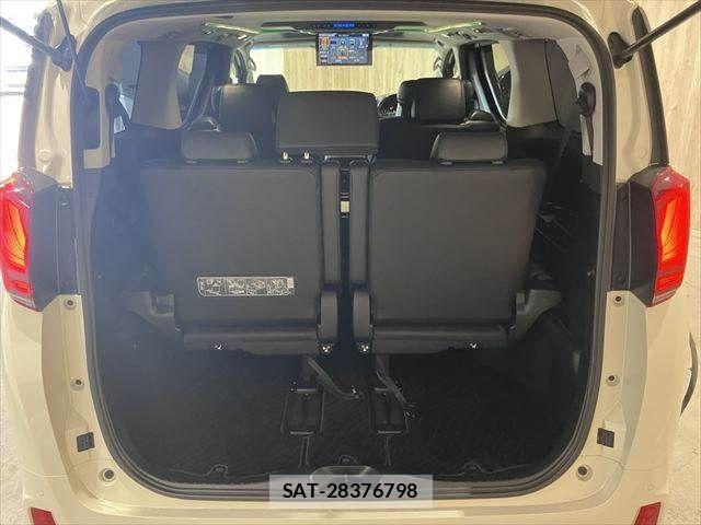 Toyota ALPHARD 2018-05 8072689-14