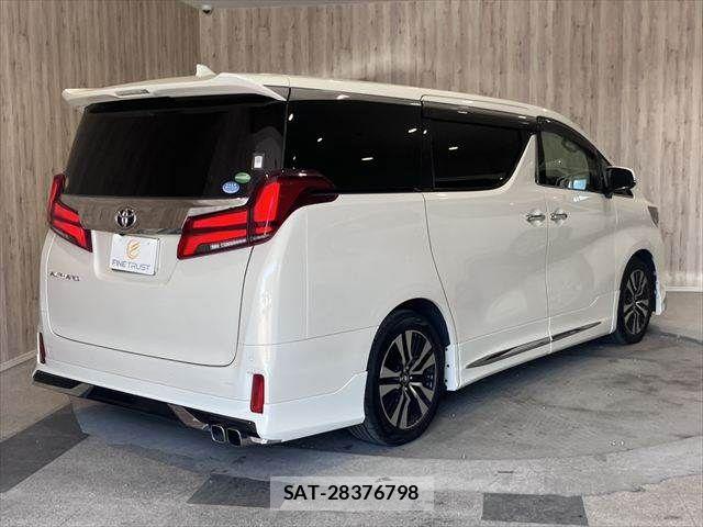 Toyota ALPHARD 2018-05 8072689-25