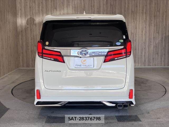 Toyota ALPHARD 2018-05 8072689-26