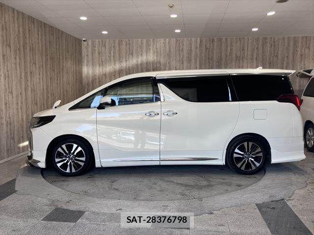 Toyota ALPHARD 2018-05 8072689-28