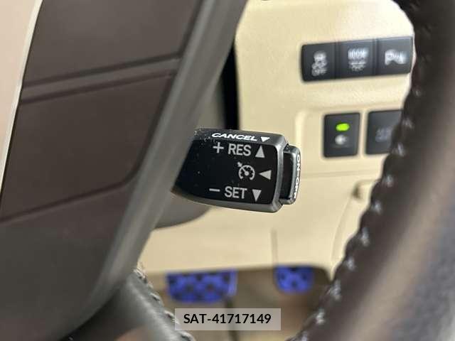 Toyota ALPHARD 2013-01 8072698-13