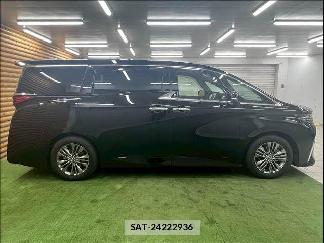 Toyota ALPHARD 2025-07 8072663-14
