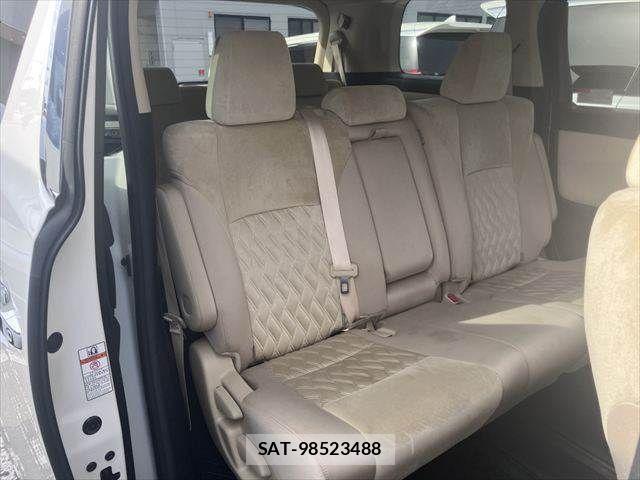 Toyota ALPHARD 2021-06 8072693-12