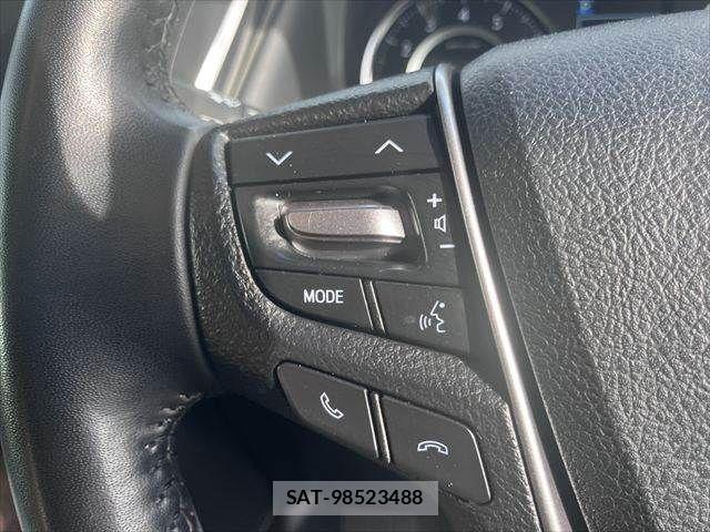 Toyota ALPHARD 2021-06 8072693-18