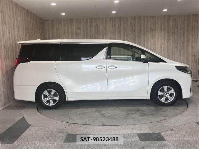 Toyota ALPHARD 2021-06 8072693-24