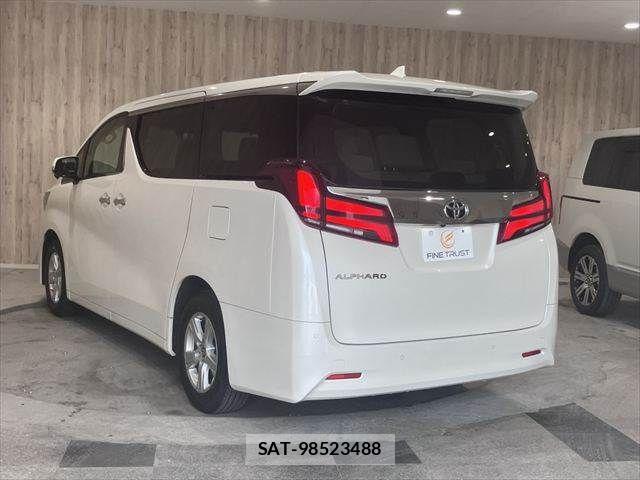 Toyota ALPHARD 2021-06 8072693-27