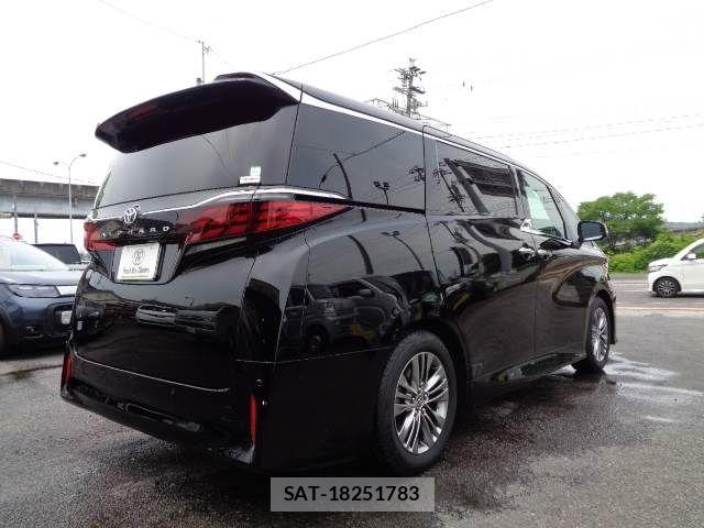 Toyota ALPHARD 2024-09 8072659-1