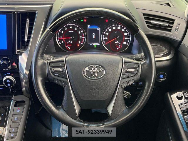 Toyota ALPHARD 2021-07 8072674-12