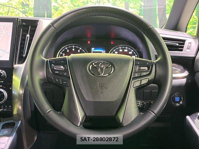 Toyota ALPHARD 2021-11 8072676-11