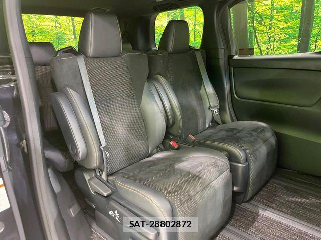 Toyota ALPHARD 2021-11 8072676-8