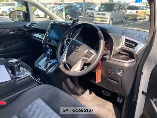 Toyota ALPHARD 2020-03 8072576-10