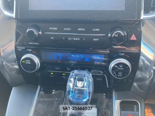 Toyota ALPHARD 2020-03 8072576-15