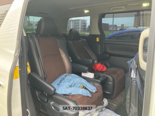 Toyota ALPHARD 2013-11 8072709-14