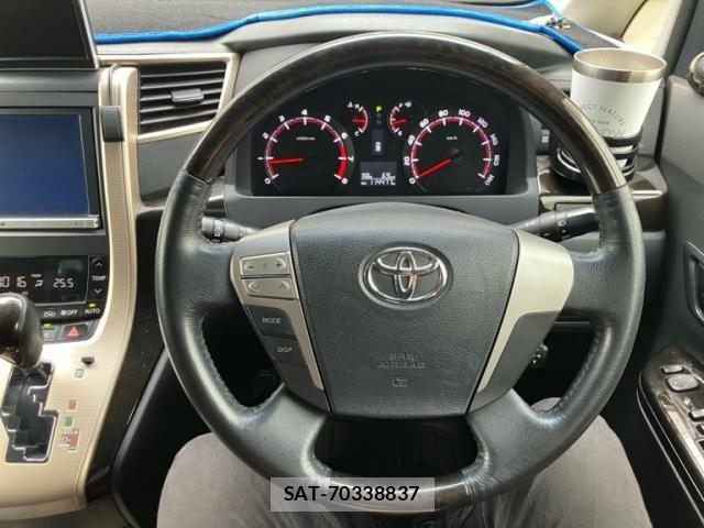 Toyota ALPHARD 2013-11 8072709-19