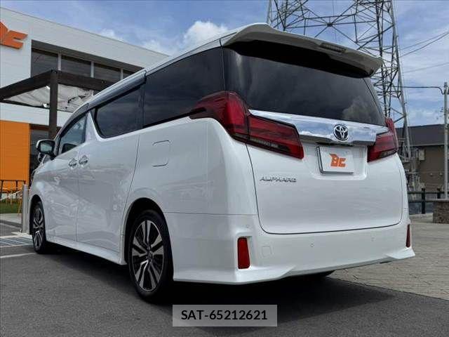 Toyota ALPHARD 2023-03 8072669-12