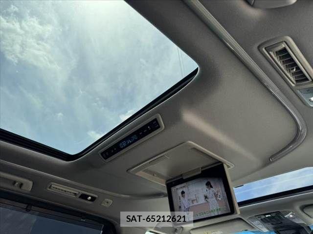 Toyota ALPHARD 2023-03 8072669-4