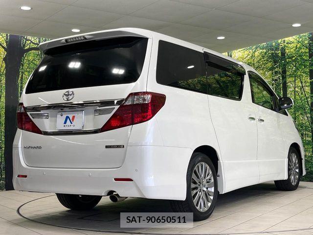 Toyota ALPHARD 2014-03 8072708-17