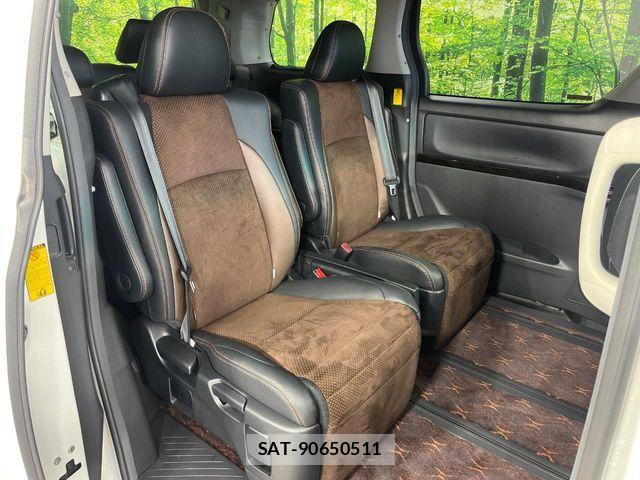 Toyota ALPHARD 2014-03 8072708-8