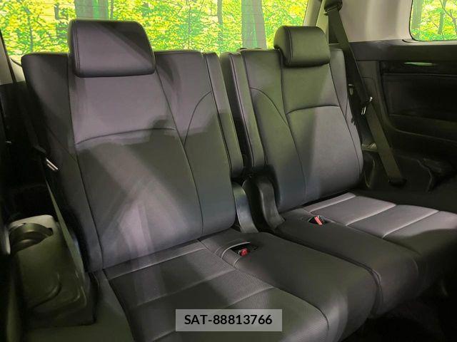Toyota ALPHARD 2022-09 8072667-9