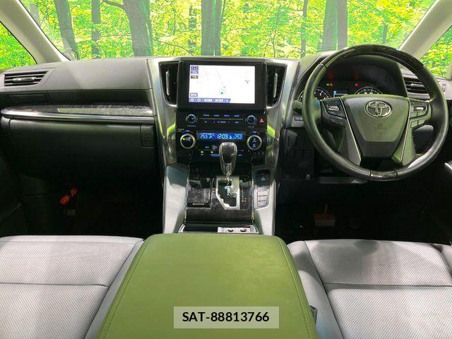 Toyota ALPHARD 2022-09 8072667-1
