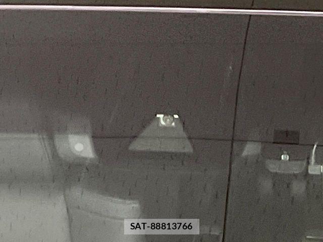 Toyota ALPHARD 2022-09 8072667-2