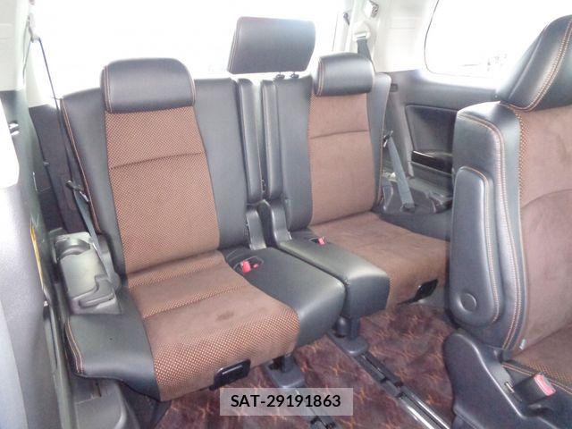 Toyota ALPHARD 2014-11 8072696-16