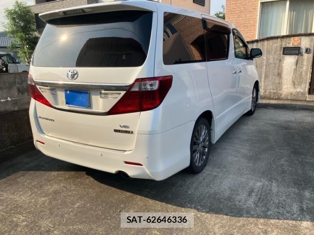 Toyota ALPHARD 2014-09 8072710-3