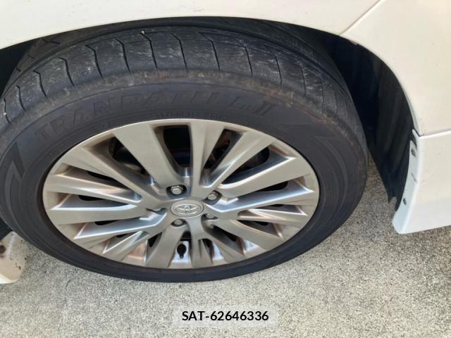 Toyota ALPHARD 2014-09 8072710-4