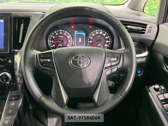 Toyota ALPHARD 2022-08 8072686-11