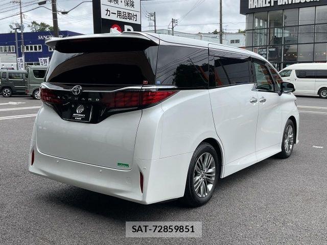 Toyota ALPHARD 2024-10 8072665-2