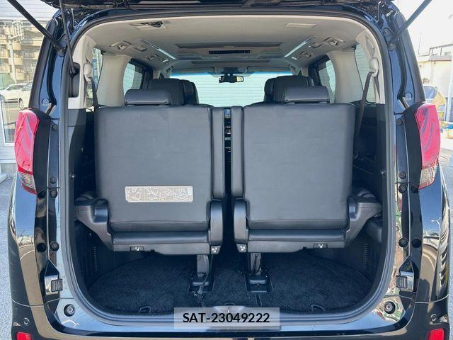 Toyota ALPHARD 2016-04 8072695-13
