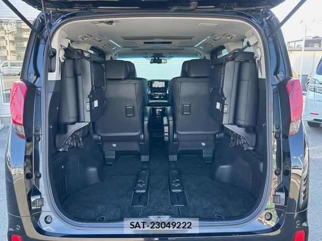 Toyota ALPHARD 2016-04 8072695-14