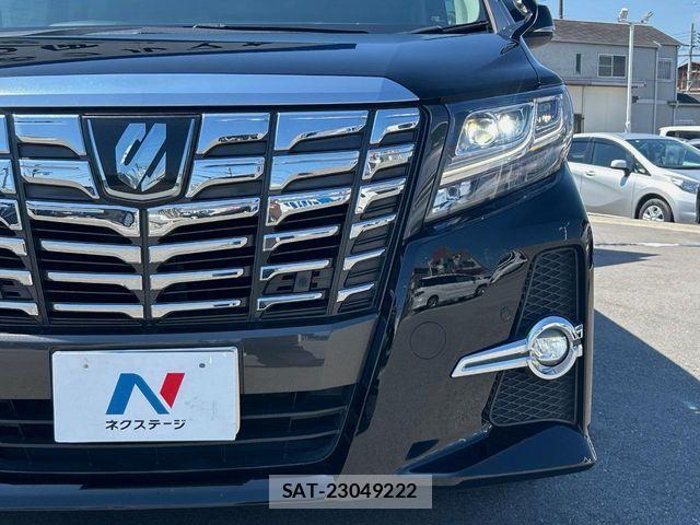 Toyota ALPHARD 2016-04 8072695-15