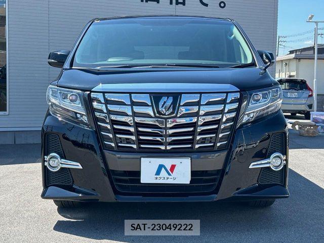 Toyota ALPHARD 2016-04 8072695-16