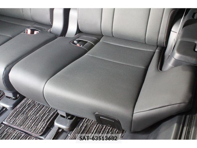Toyota ALPHARD 2024-04 8072661-20
