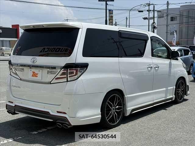 Toyota ALPHARD 2014-02 8072700-12
