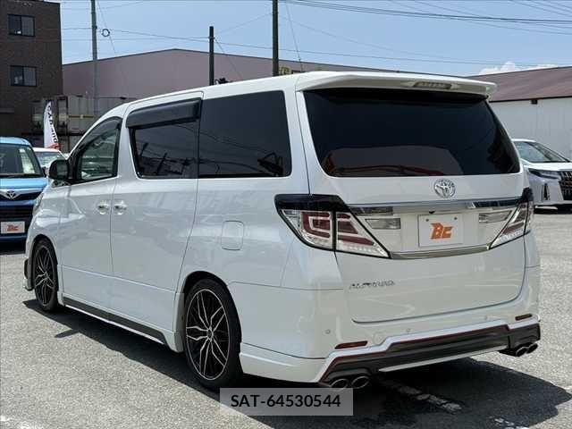 Toyota ALPHARD 2014-02 8072700-14
