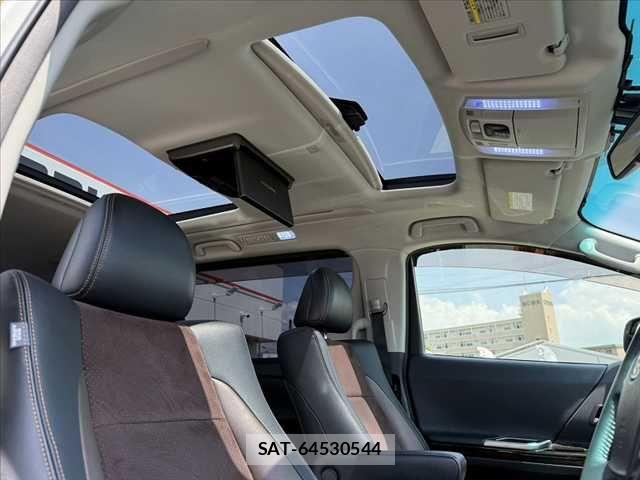 Toyota ALPHARD 2014-02 8072700-2