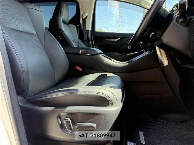 Toyota ALPHARD 2019-09 8072685-15