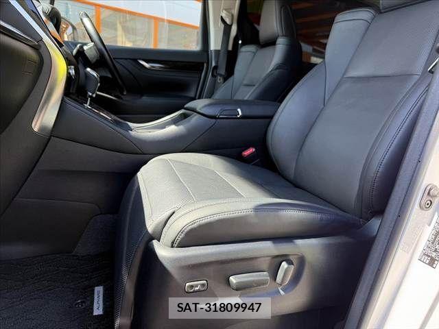 Toyota ALPHARD 2019-09 8072685-16